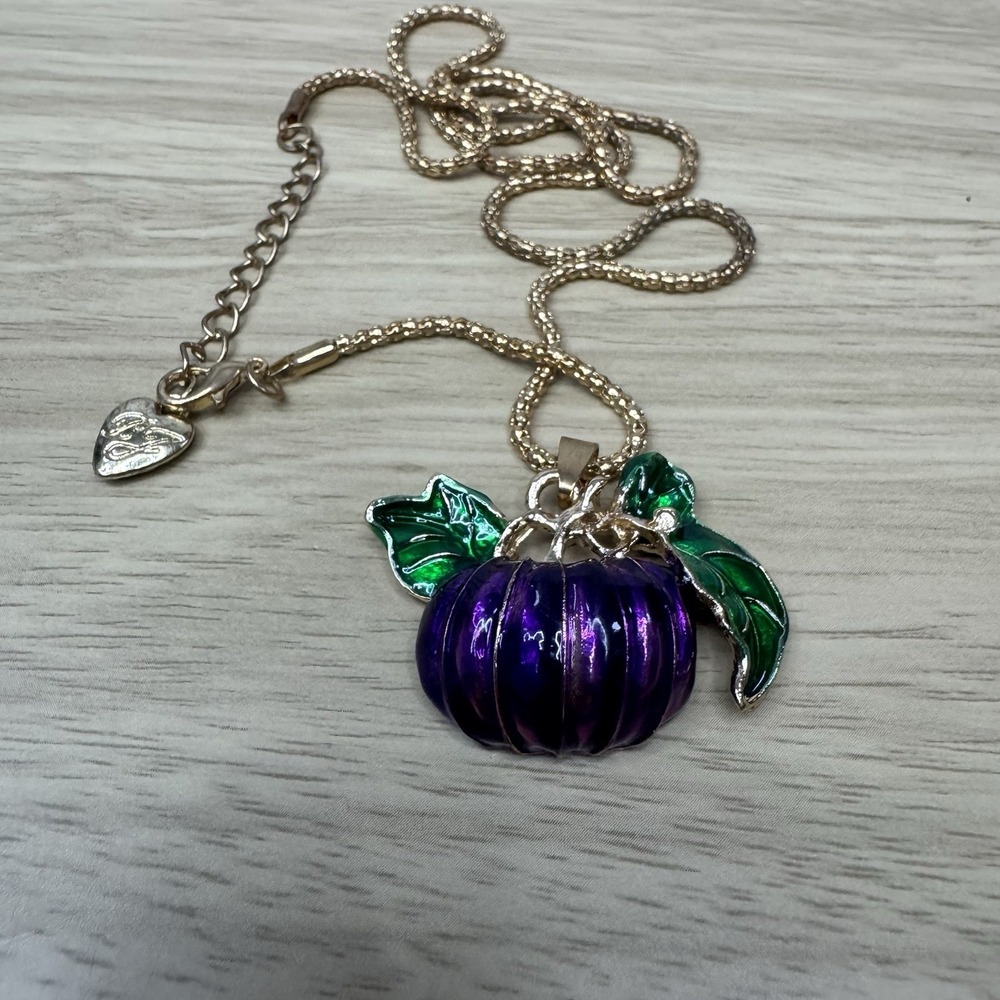 Betsey Johnson Pumpkin Brooch Pendant Necklace Purple Green Fall - Picture 2 of 7